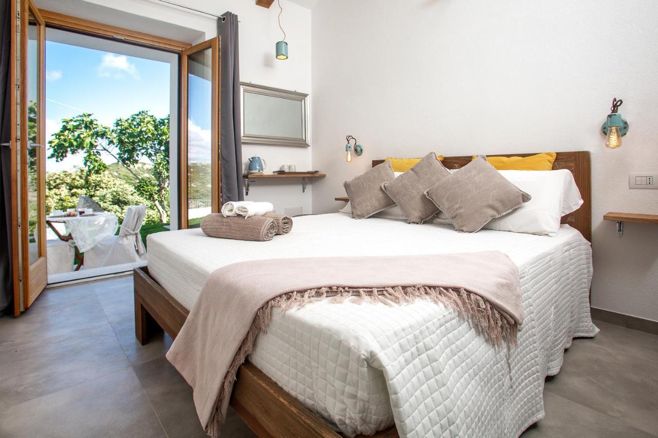 La Casa Di Memmi Suites & Rooms サンタ・テレーザ・ガッルーラ エクステリア 写真