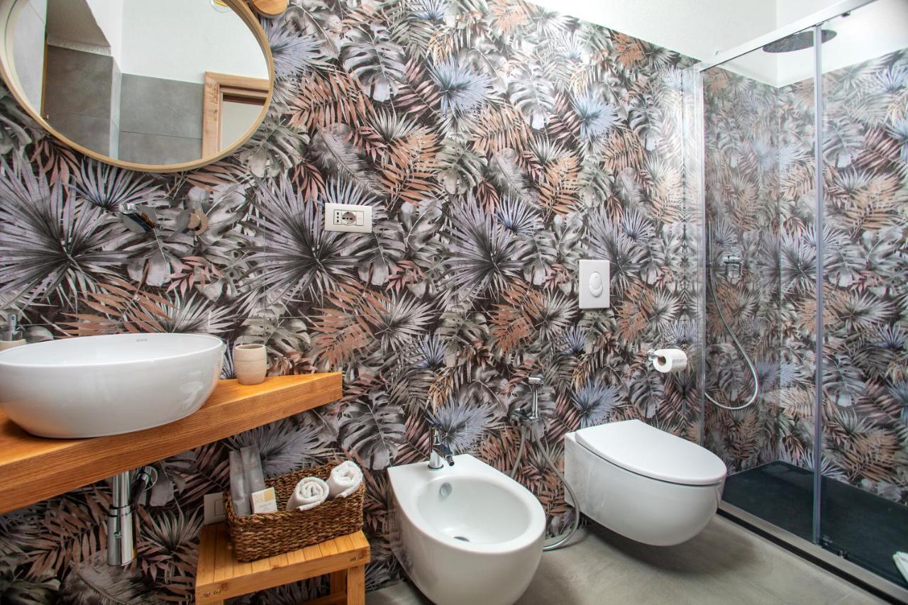 La Casa Di Memmi Suites & Rooms サンタ・テレーザ・ガッルーラ エクステリア 写真
